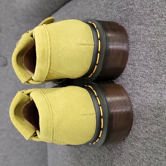 New Dr. Martens Adrian Snaffle shoe in moss green unisex men's size 6 - Picture 4 of 8